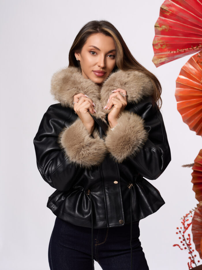 Яке с пух Mirella
